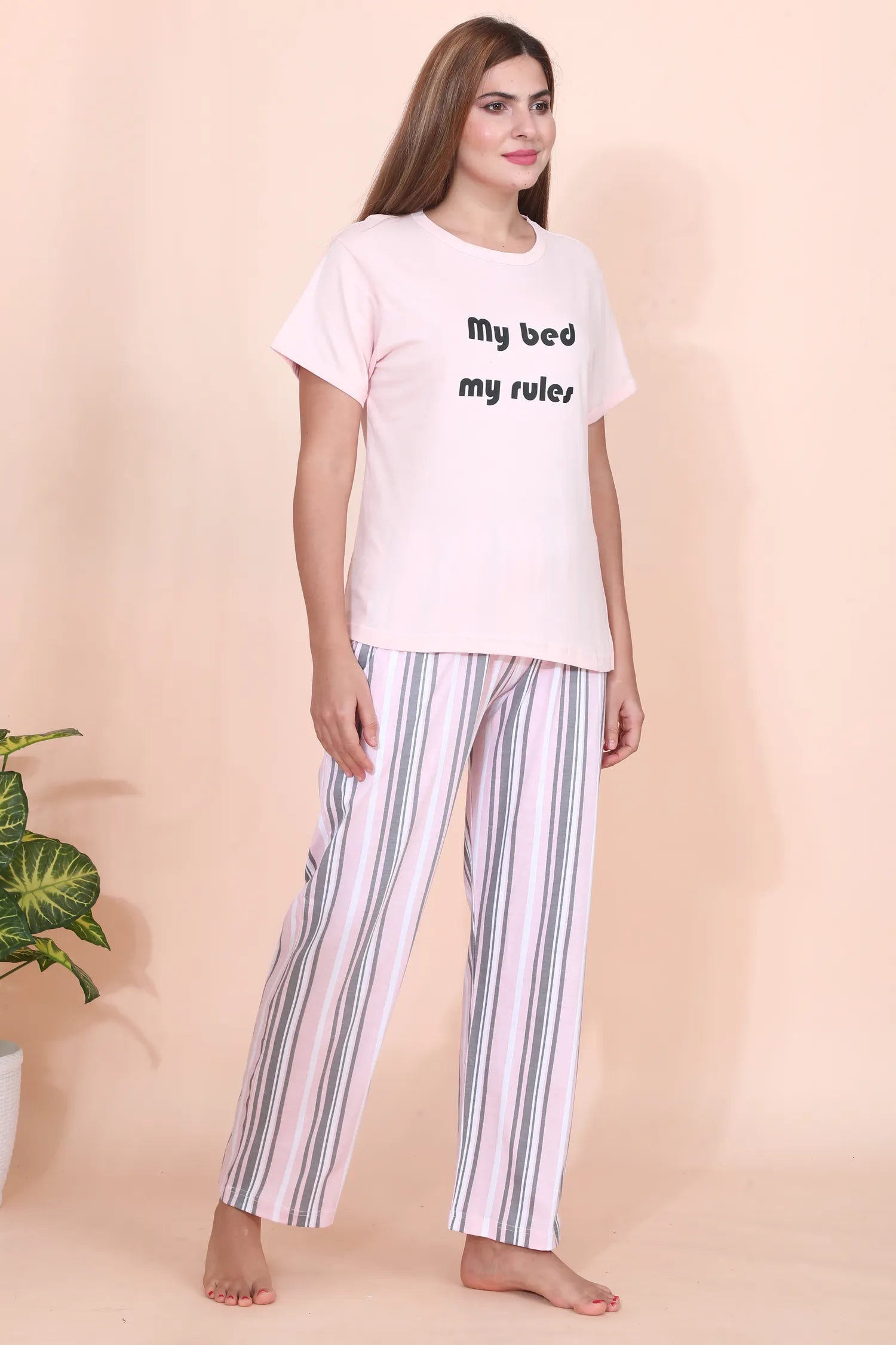Velure Lavish Graphic Printed Pajama Set