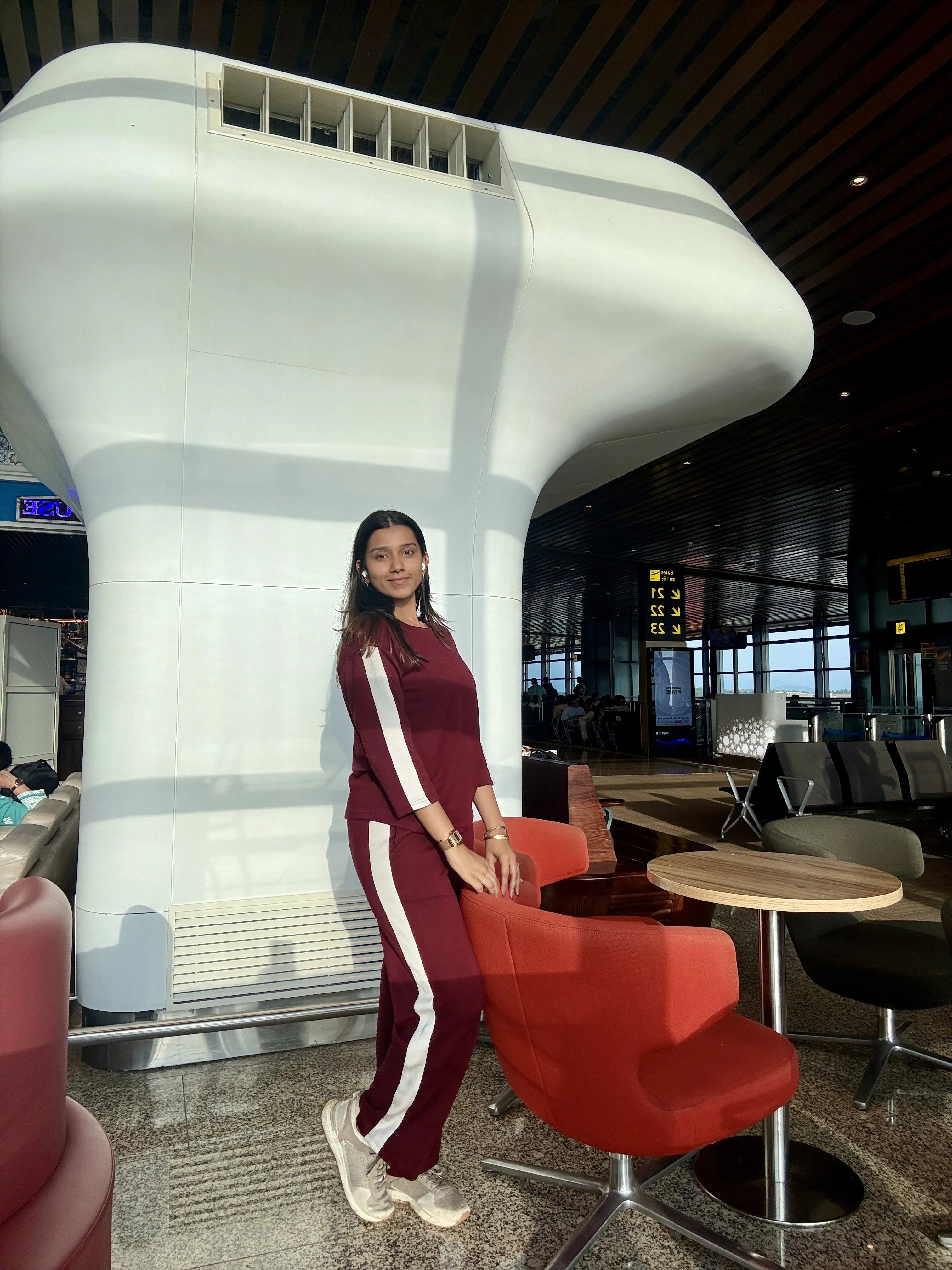 Velure Maroon Skyline Travel Set