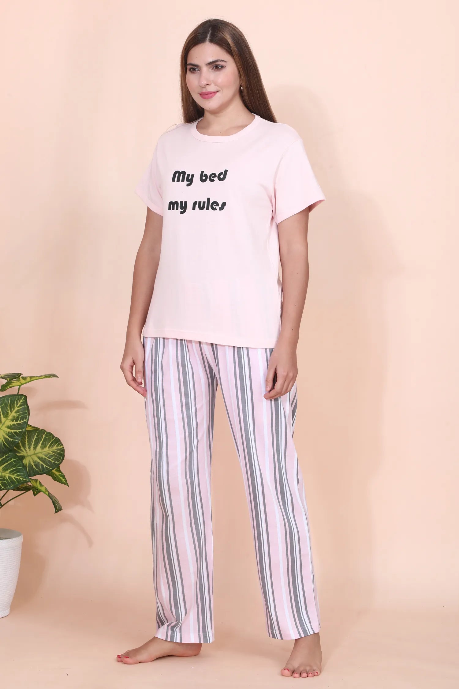 Velure Lavish Graphic Printed Pajama Set