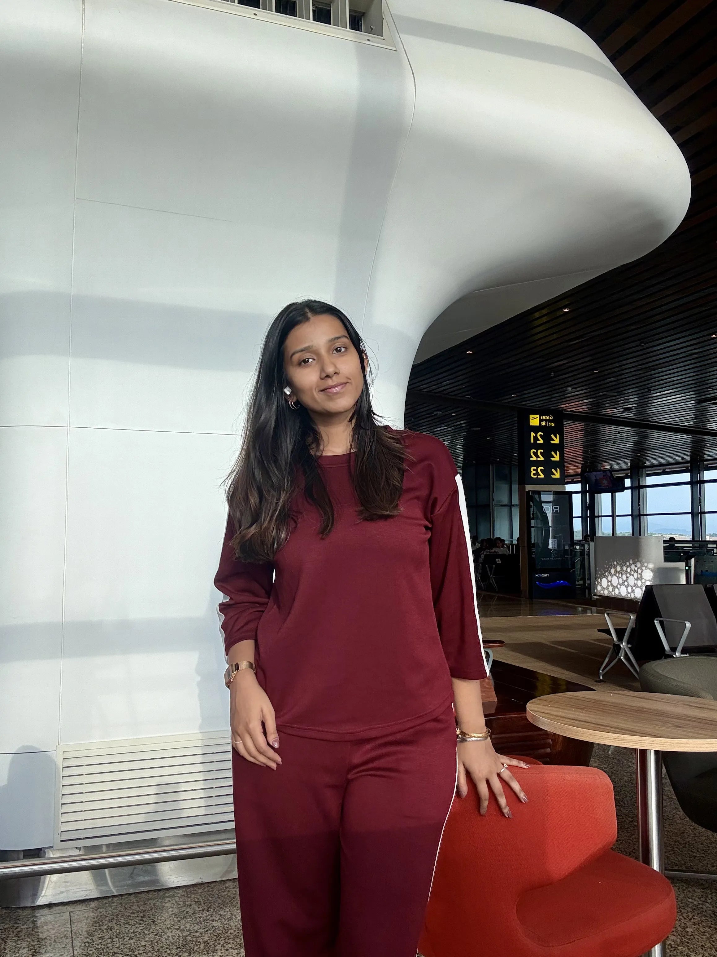 Velure Maroon Skyline Travel Set