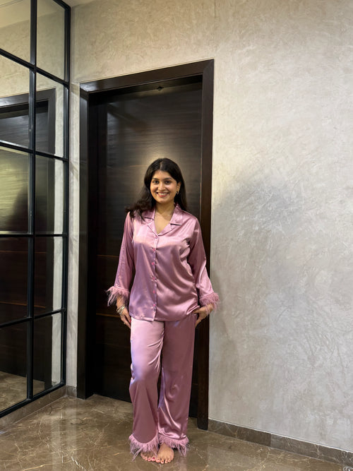 Velure Glossy Fur Night Suit
