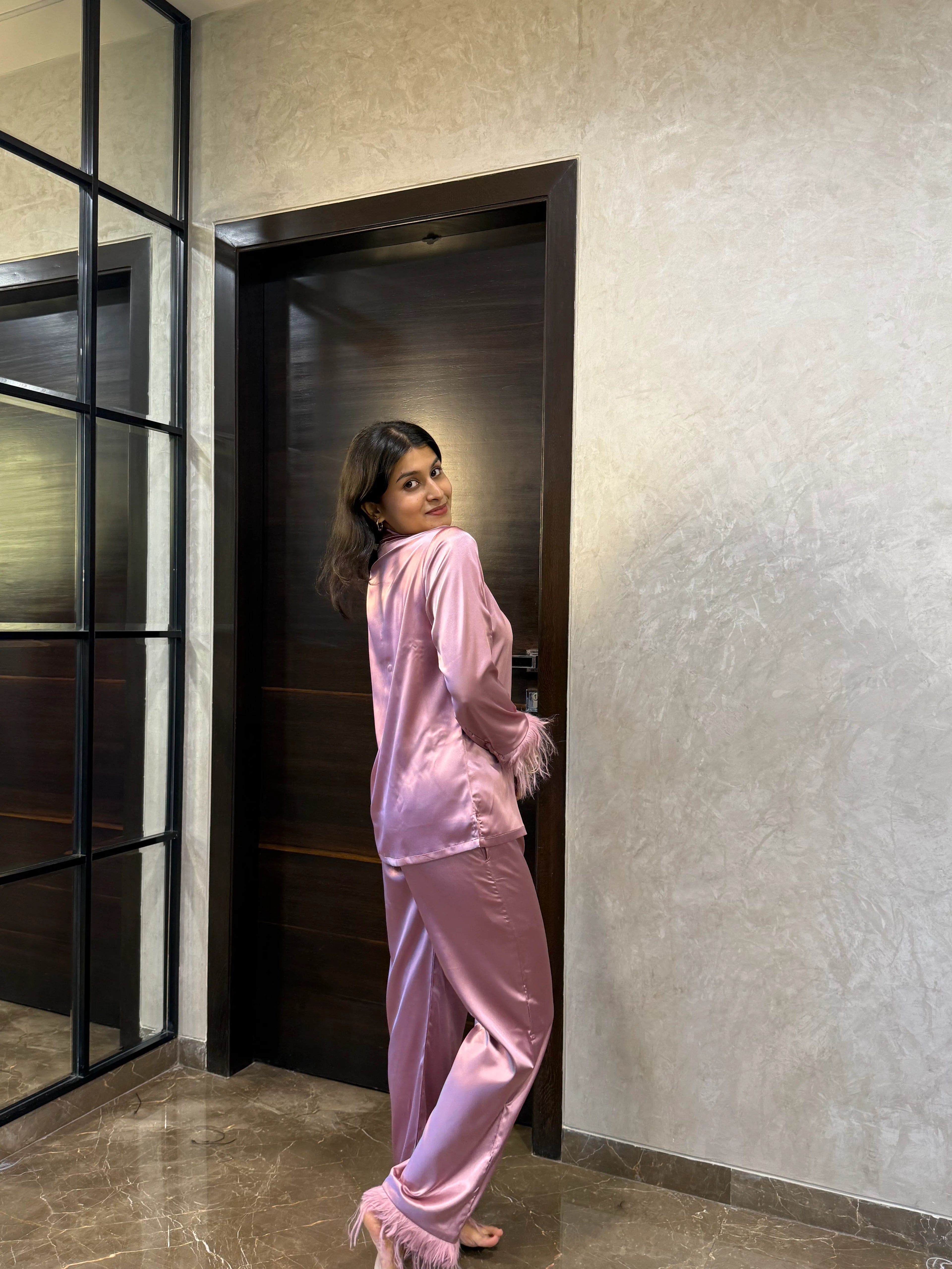 Velure Glossy Fur Night Suit