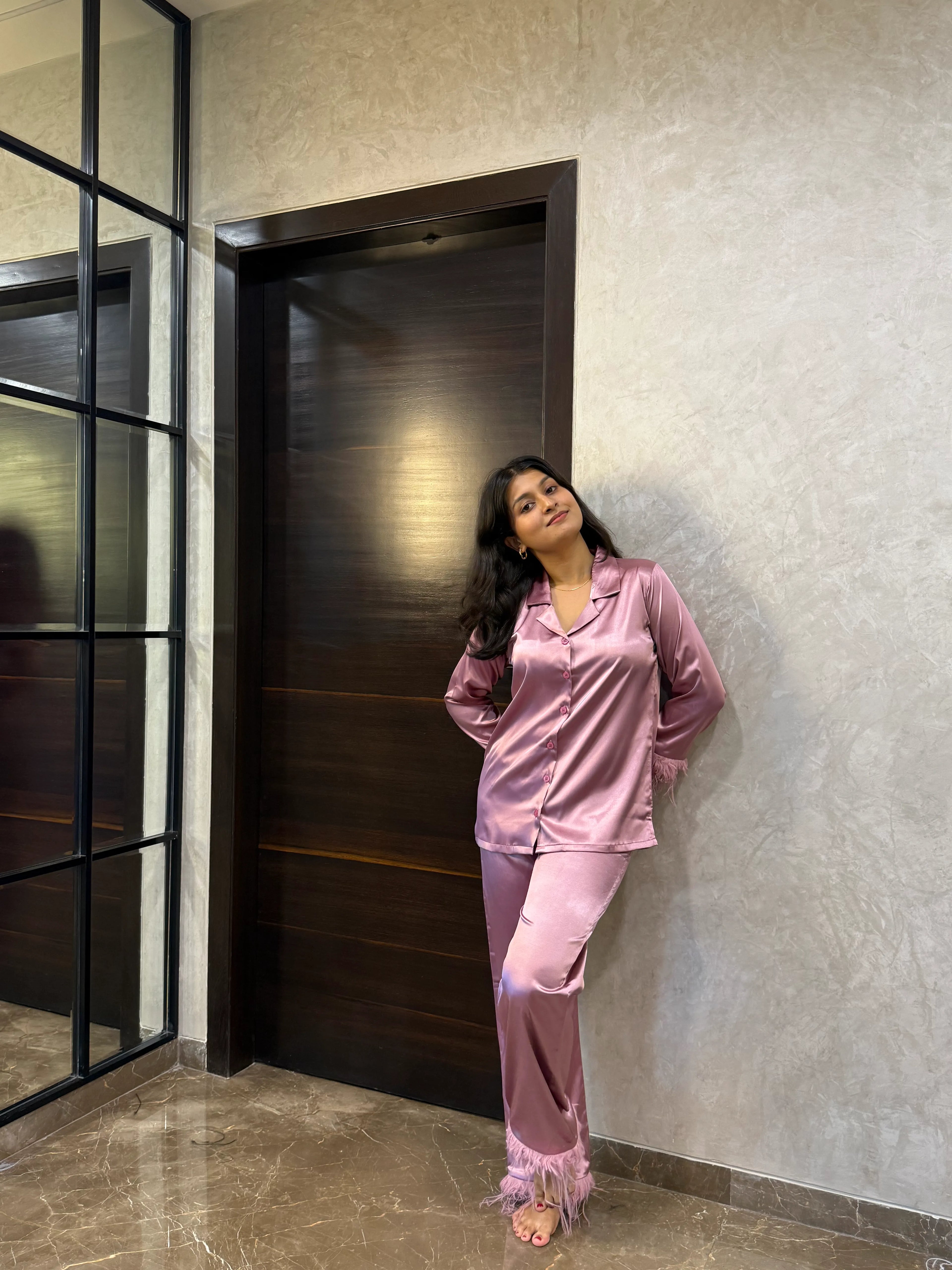 Velure Glossy Fur Night Suit