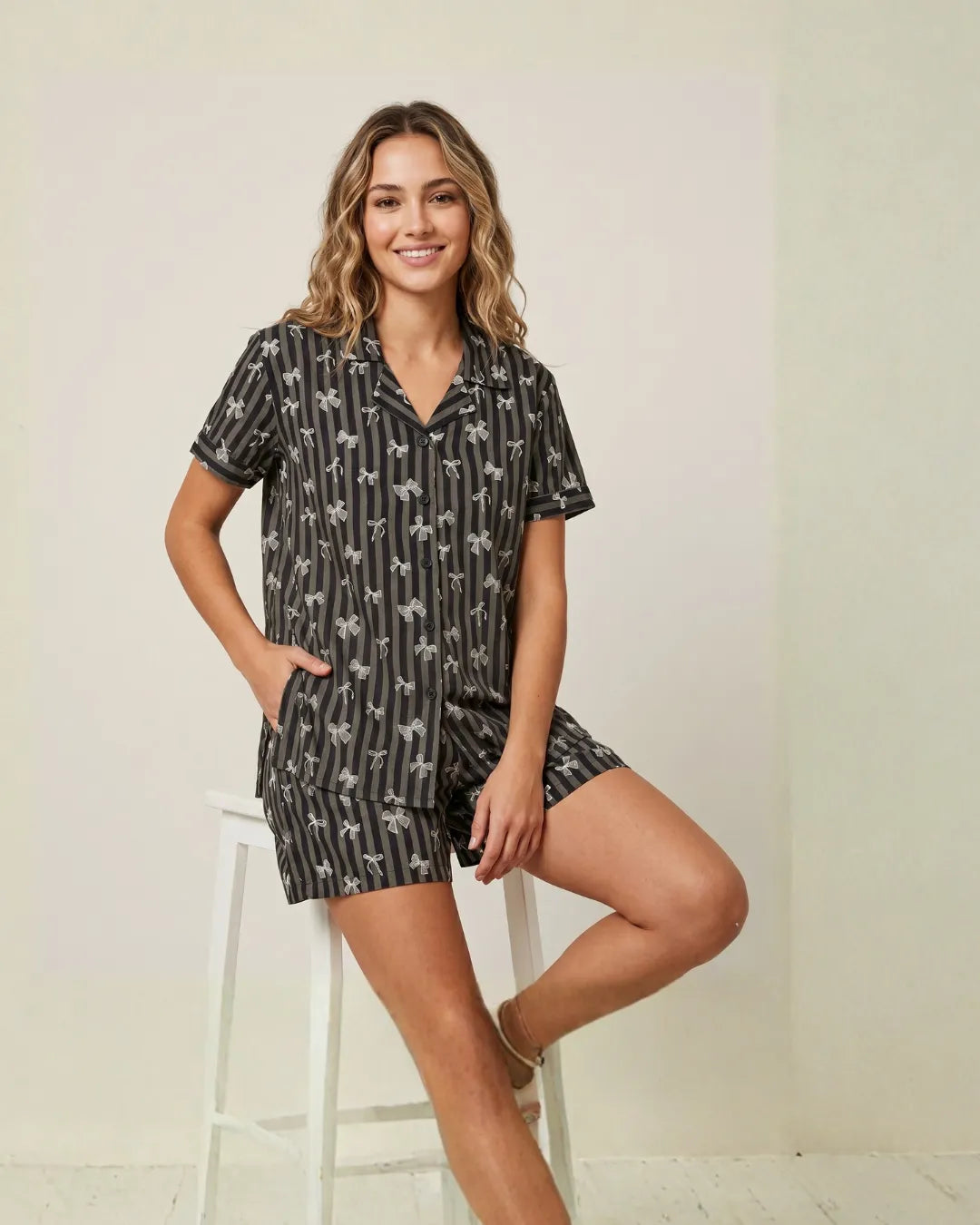 Velure Starry Ribbon Shorts Set