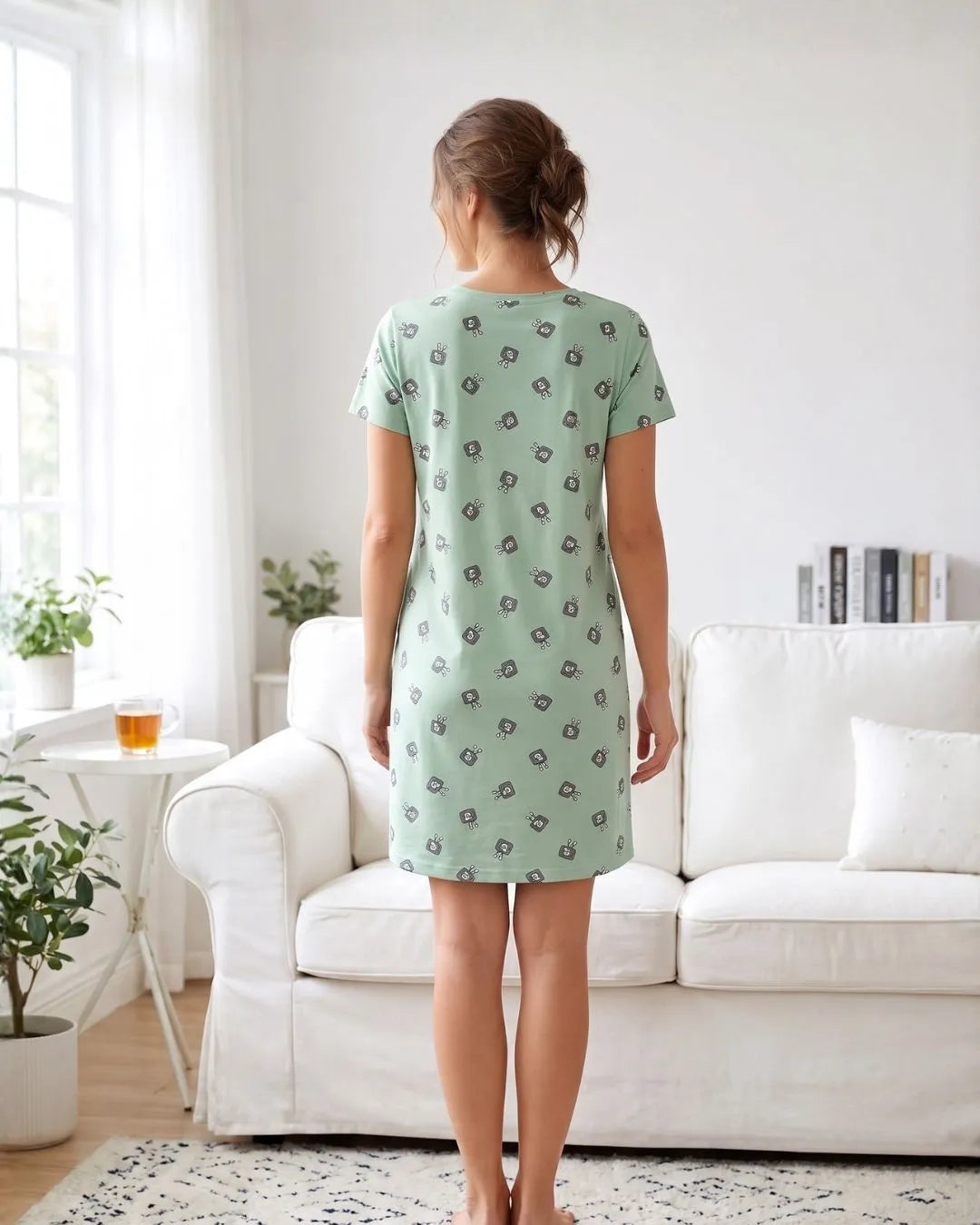 Velure Retro TV Print Short Nighty