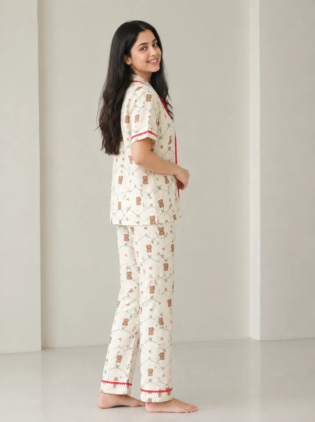 Velure Teddy Snuggles  Night Suit