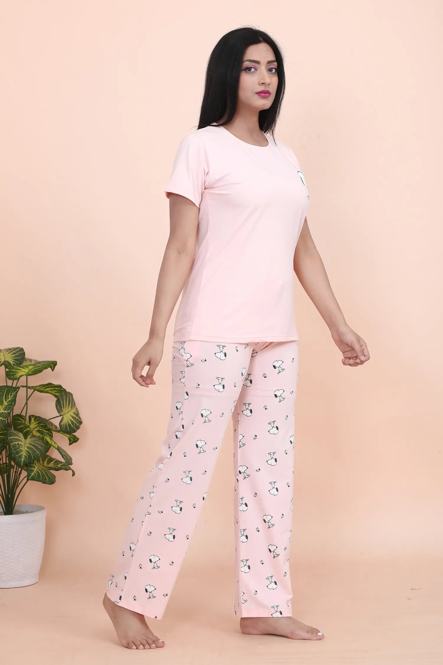 Velure Trendy Snoppy Print Pajama Set