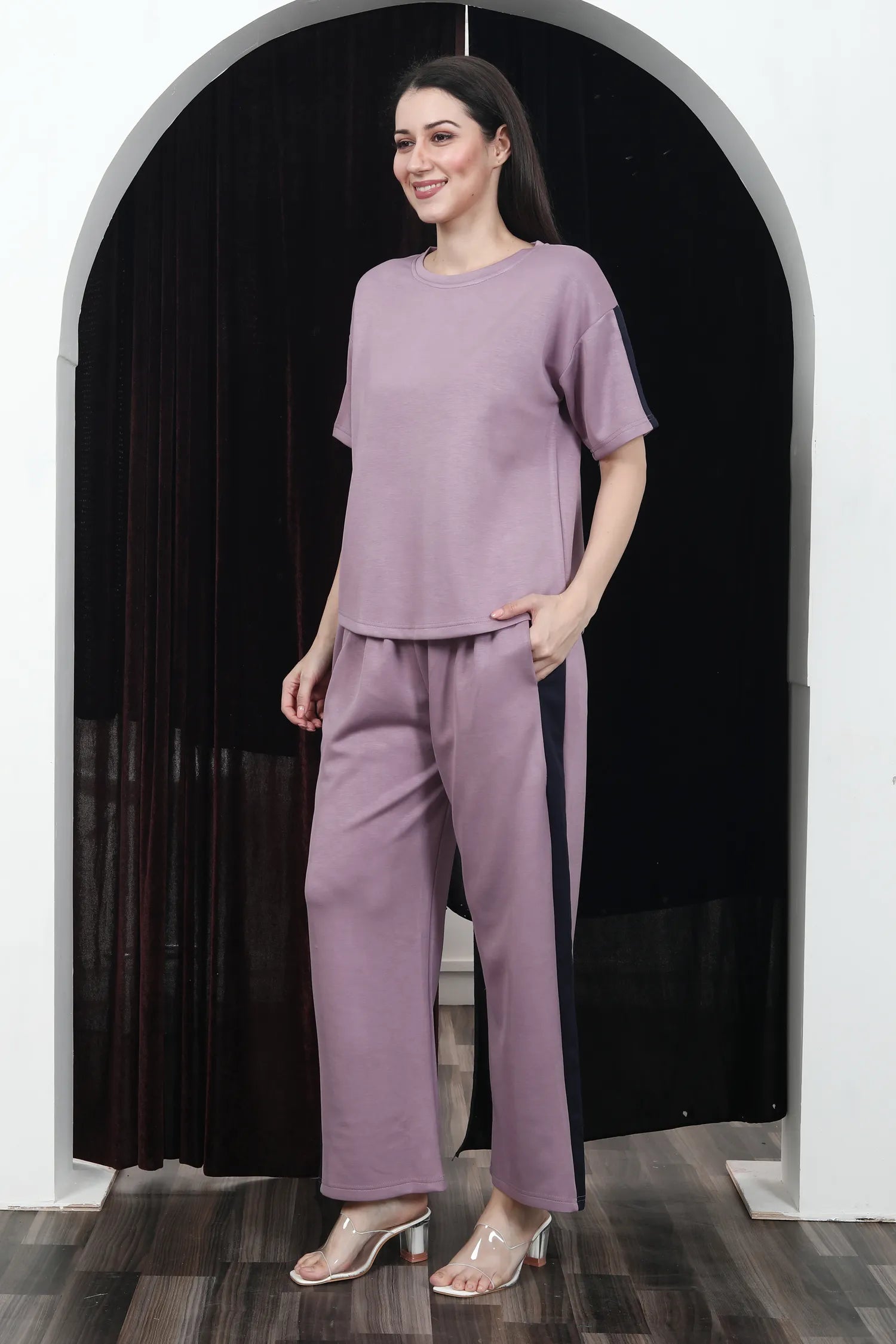Velure Modern Runway Travel Set