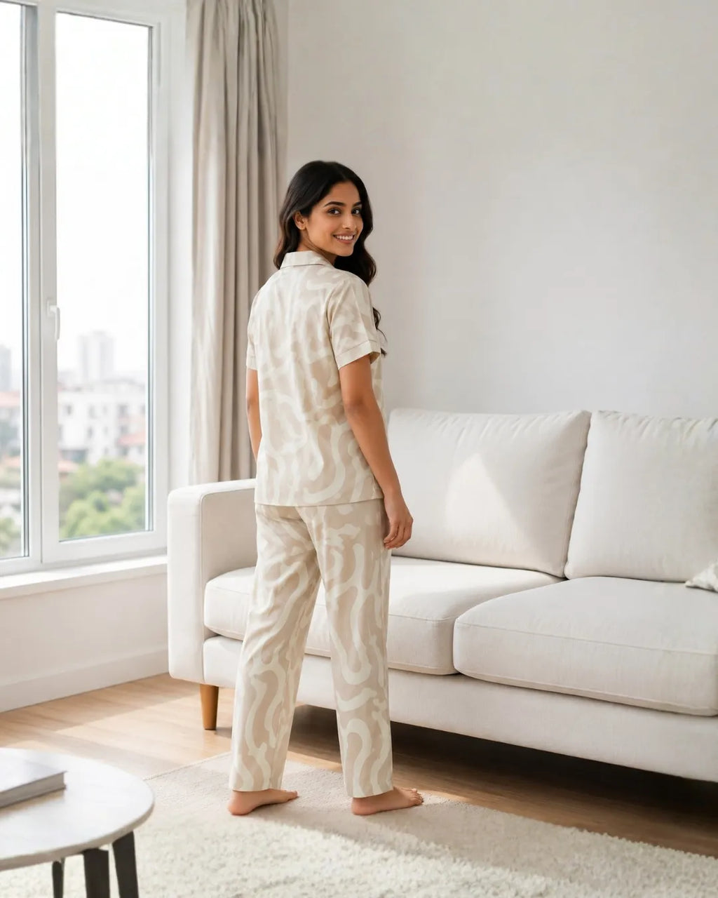 Velure Creamy Curves Night Suit