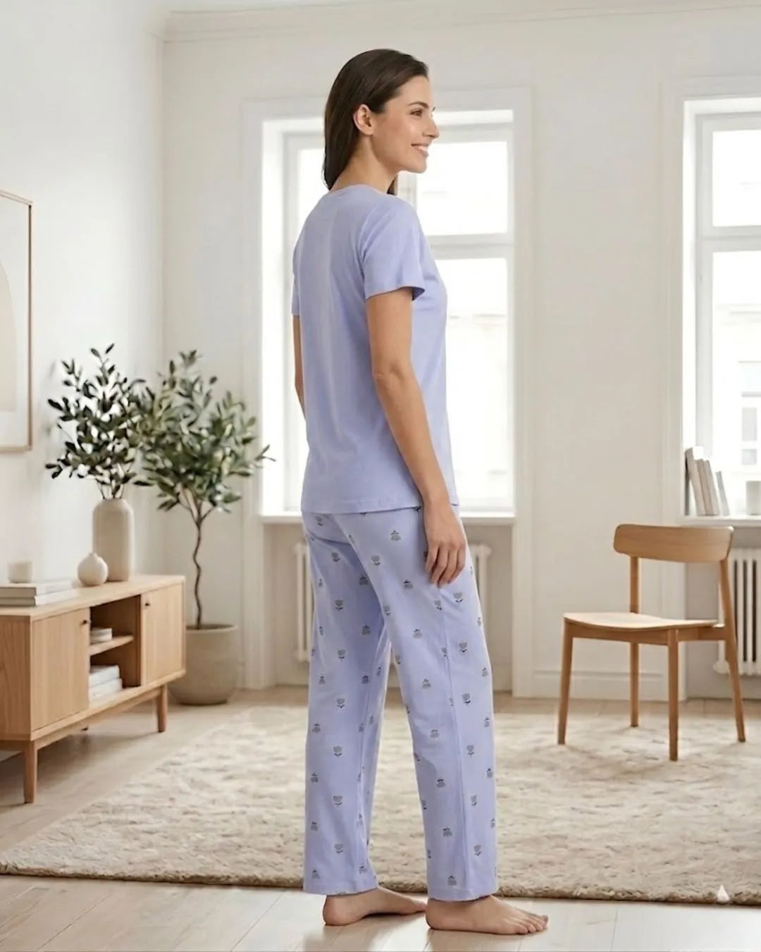 Velure Classic Blue Tulip Print Pajama Set