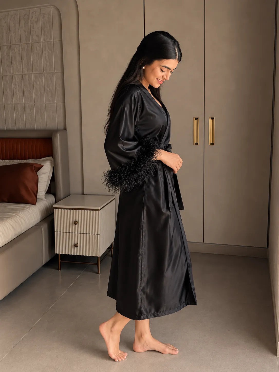 Velure Fuzzy Black Robe