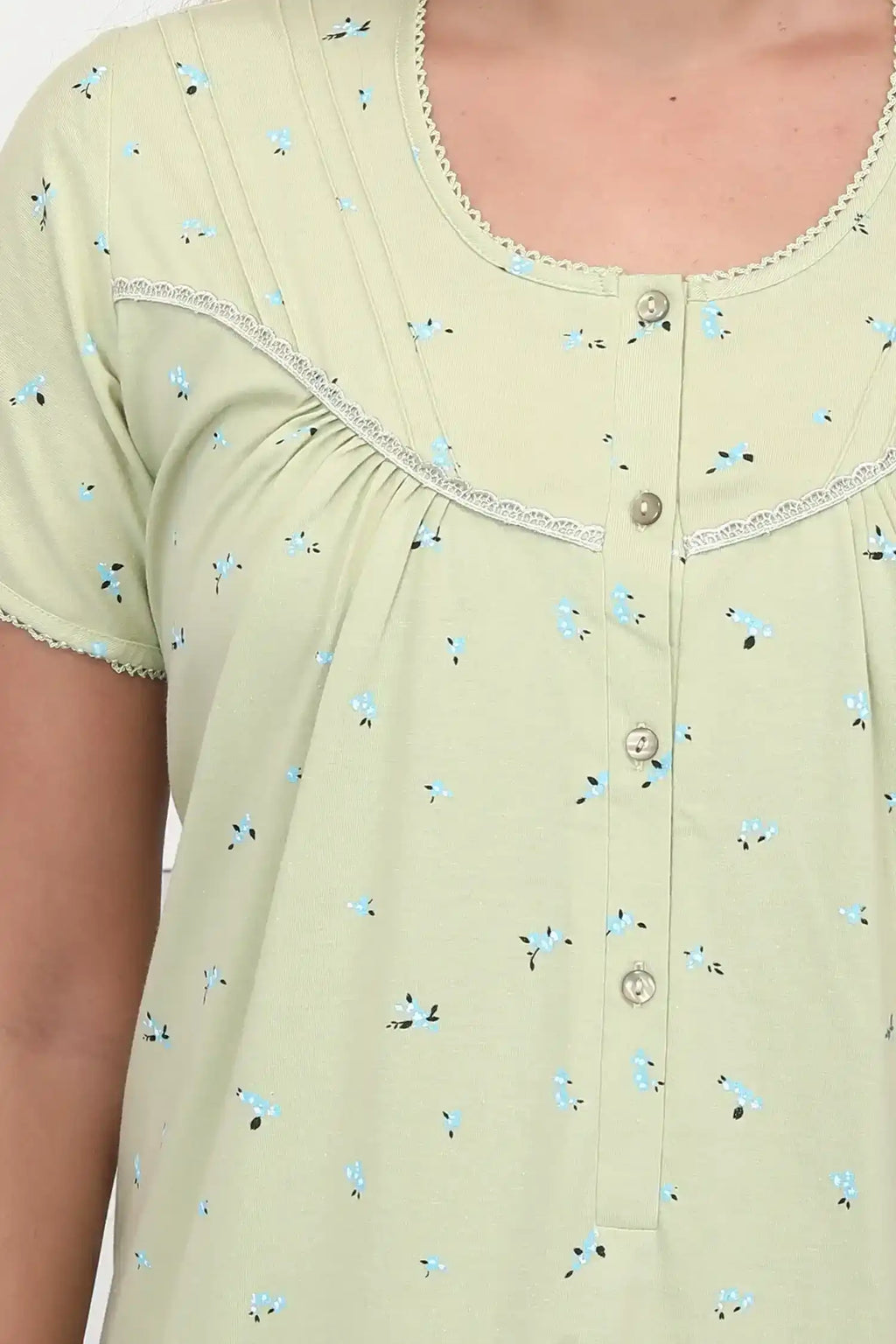 Velure Pista  Floral Print Hosiery Nighty